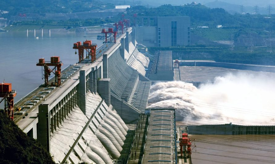 Trīs aizu dambis un dienas ilguma izmaiņas: vai cilvēks patiešām spēj ietekmēt Zemes ritmu?