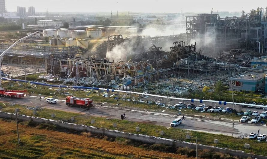 Ķīmiskās rūpnīcas sprādziens Ķīnā: traģēdija un vides katastrofa