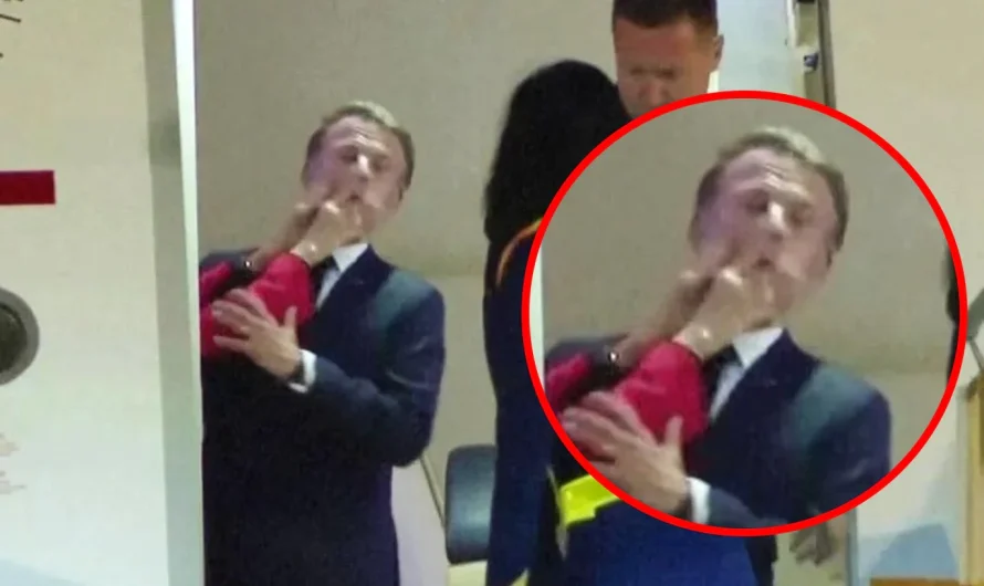 Brigitte Makrona iesit vīram un demonstratīvi nedod roku – skandāls ar Francijas prezidenta pāri