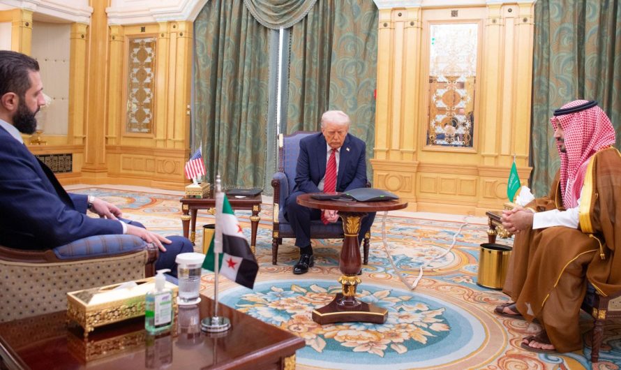 ASV atceļ sankcijas Sīrijai – Trampa un al-Šaraa tikšanās Rijādā iezīmē jaunu kursu