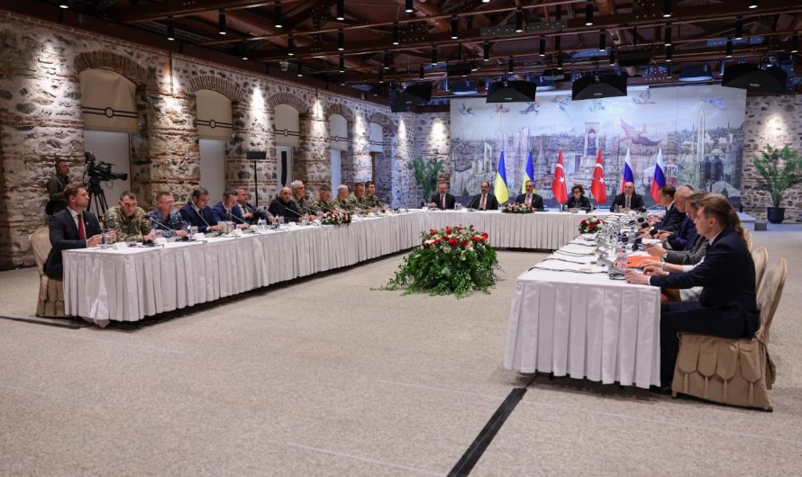 Krievijas un Ukrainas pamiera sarunas atsākas Turcijā, taču bez būtiska progresa