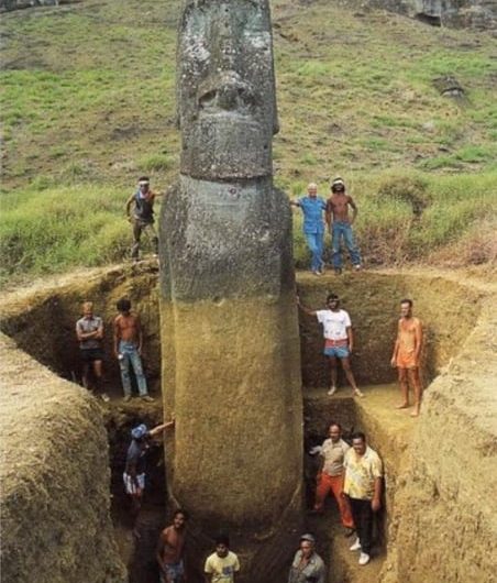 Moai noslēpums: Lieldienu salas milži ar paslēptiem ķermeņiem
