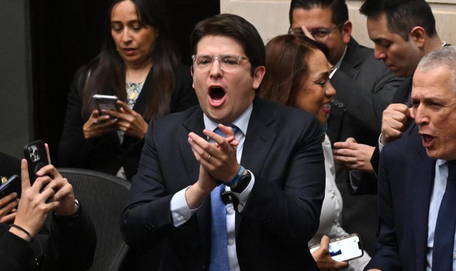 Kolumbijas prezidenta kandidāts Miguel Uribe Turbay sašauts Bogotā