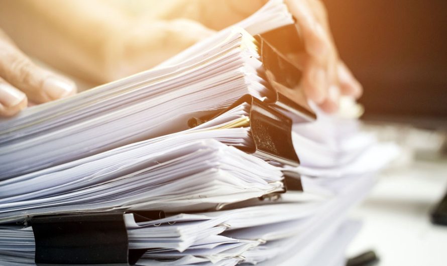 R. Gravett un globālie finanšu trasti — Detalizēts pārskats