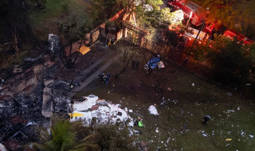 Astoņi onkologi iet bojā lidmašīnas katastrofā – aizdomīga sakritība?