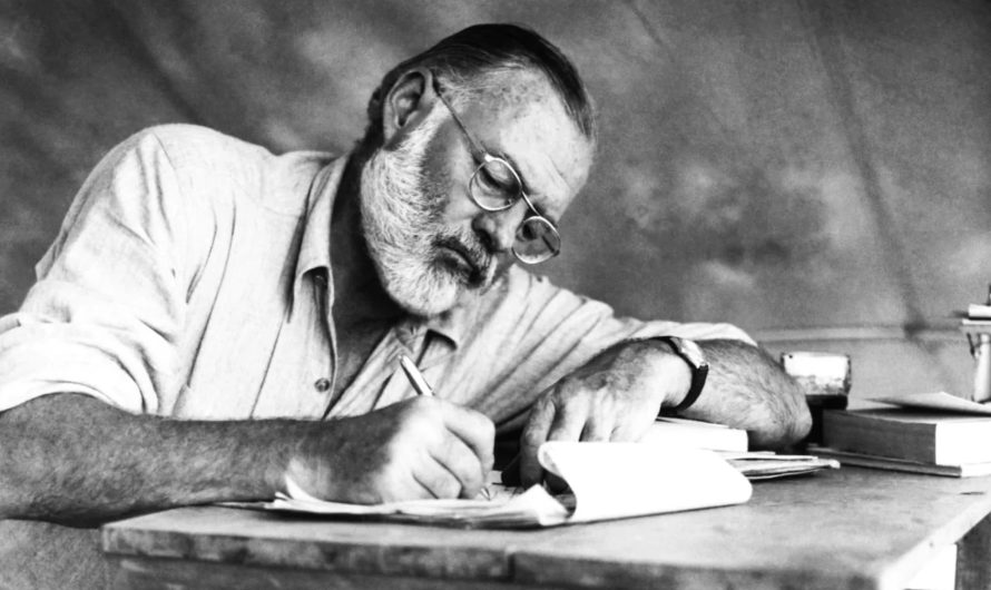 Ernests Hemingvejs – ģēnijs, kuru noveda līdz izmisumam un nodeva paša valsts uzraudzība