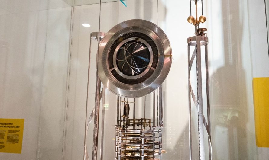 Jeff Bezos un 10 000 gadu pulkstenis: Laika simbols cilvēces nākotnei