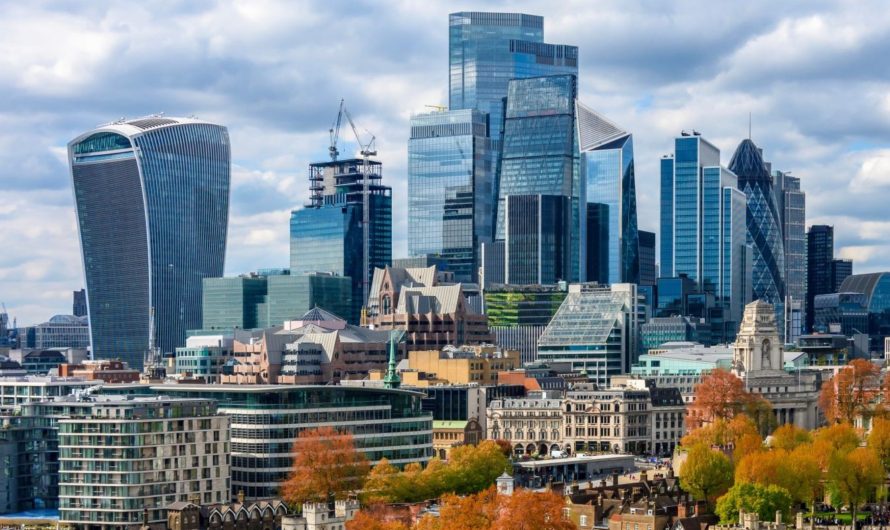 London City šokā – pazūd £6 miljardi no banku vērtības