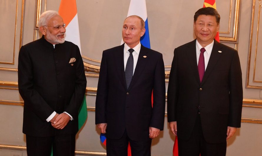Putins šodien sazvanās ar Si Dziņpinu un Modi: Gaidāma tikšanās ar Trampu?