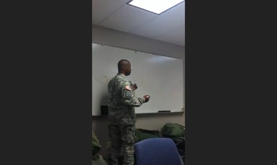 ASV karavīrs atklāj stāstu par slepenu programmu ar citplanētiešiem