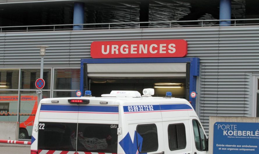 Francijas ārstiem liek gatavoties karam: slimnīcām jāplāno masveida ievainoto uzņemšana