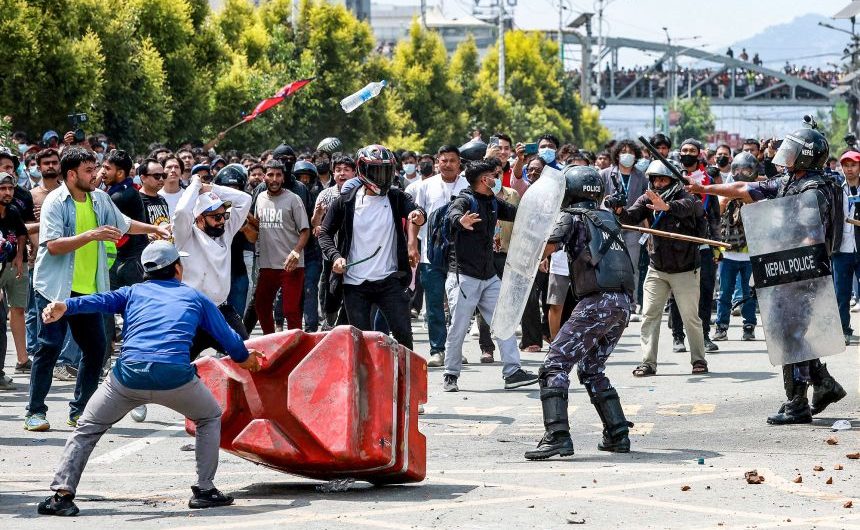 Nepālas Gen Z revolūcija: jaunatnes sacelšanās pret korupciju un cenzūru