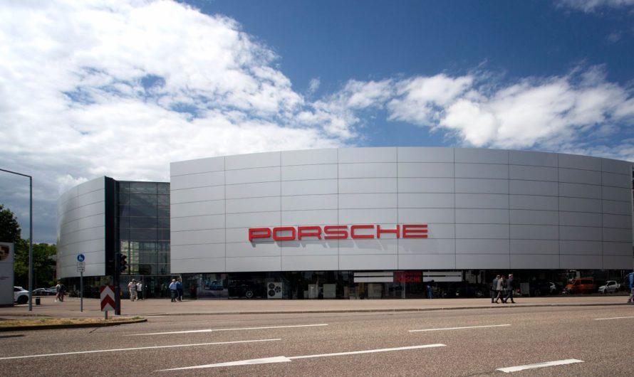 Porsche piedzīvo krīzi: pārdošanas apjomi samazinās, peļņa krītas par 99 %