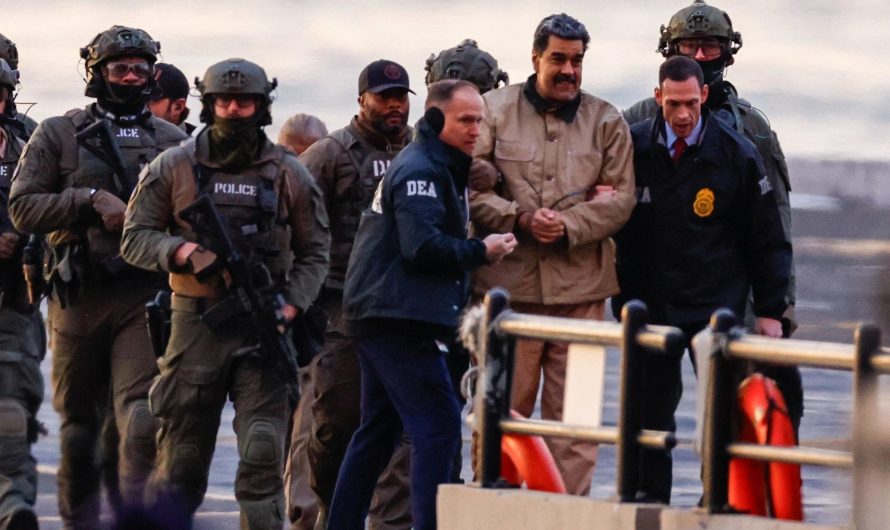 Akciju tirgi un naftas cenas pieaug pēc ASV militārās operācijas Venecuēlā