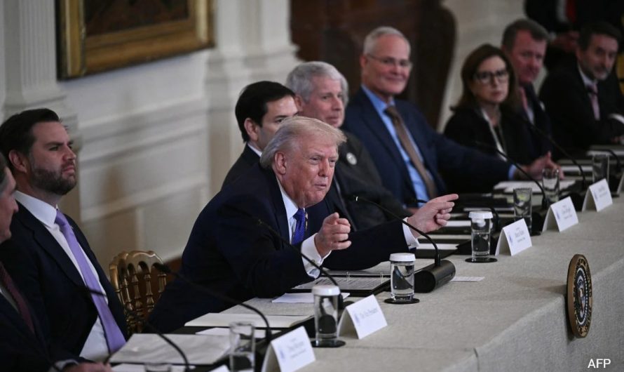 Tramps neizslēdz iespēju, ka ASV varētu iegūt kontroli pār Grenlandi