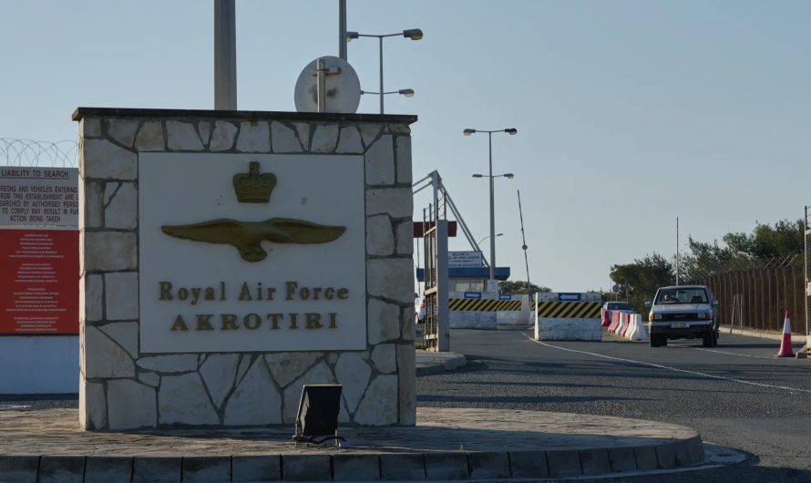 Irānas dronu trieciens Kiprā: spriedze tuvojas Eiropai